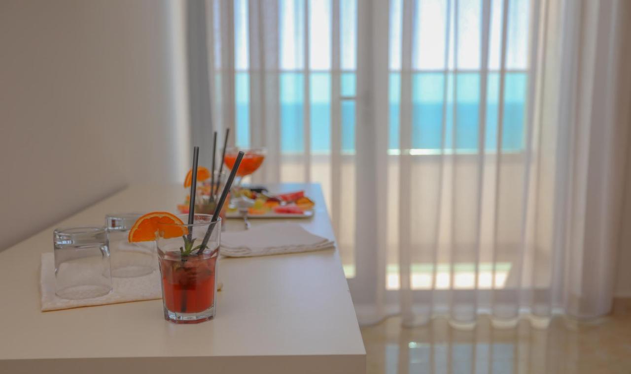 Hotel Vivas Dıraç Dış mekan fotoğraf