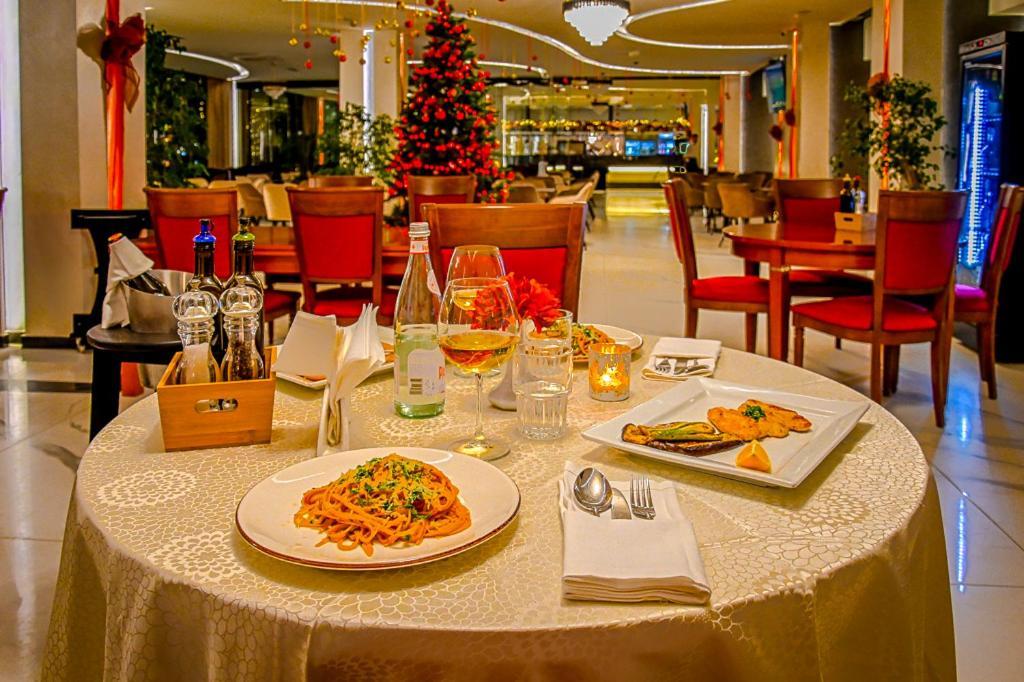 Hotel Vivas Dıraç Dış mekan fotoğraf