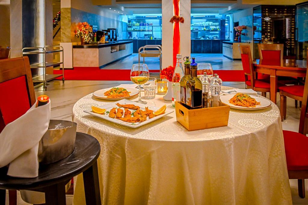Hotel Vivas Dıraç Dış mekan fotoğraf