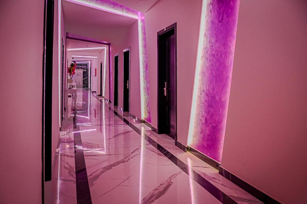 Hotel Vivas Dıraç Dış mekan fotoğraf
