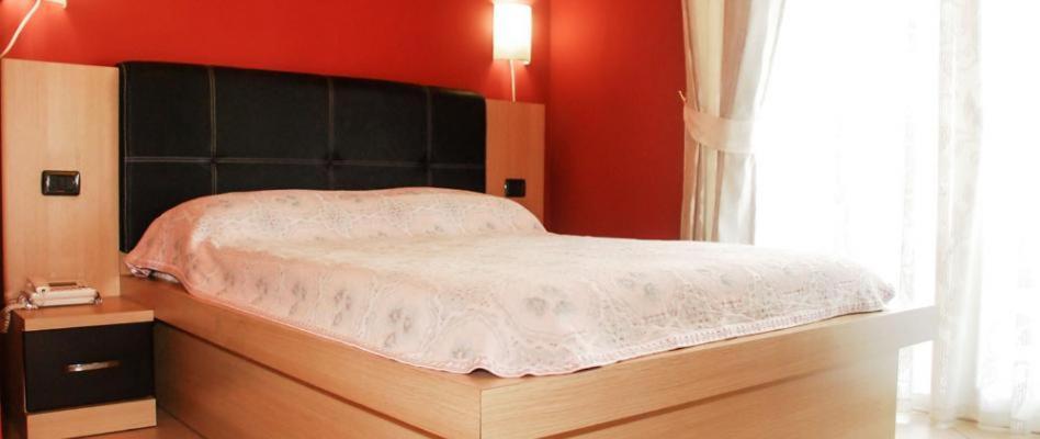 Hotel Vivas Dıraç Dış mekan fotoğraf