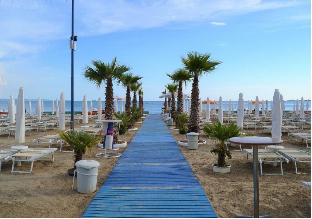 Hotel Vivas Dıraç Dış mekan fotoğraf
